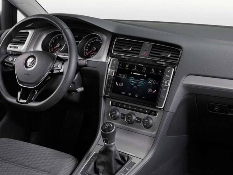 Штатное головное устройство Alpine X901D-G7 для Golf 7